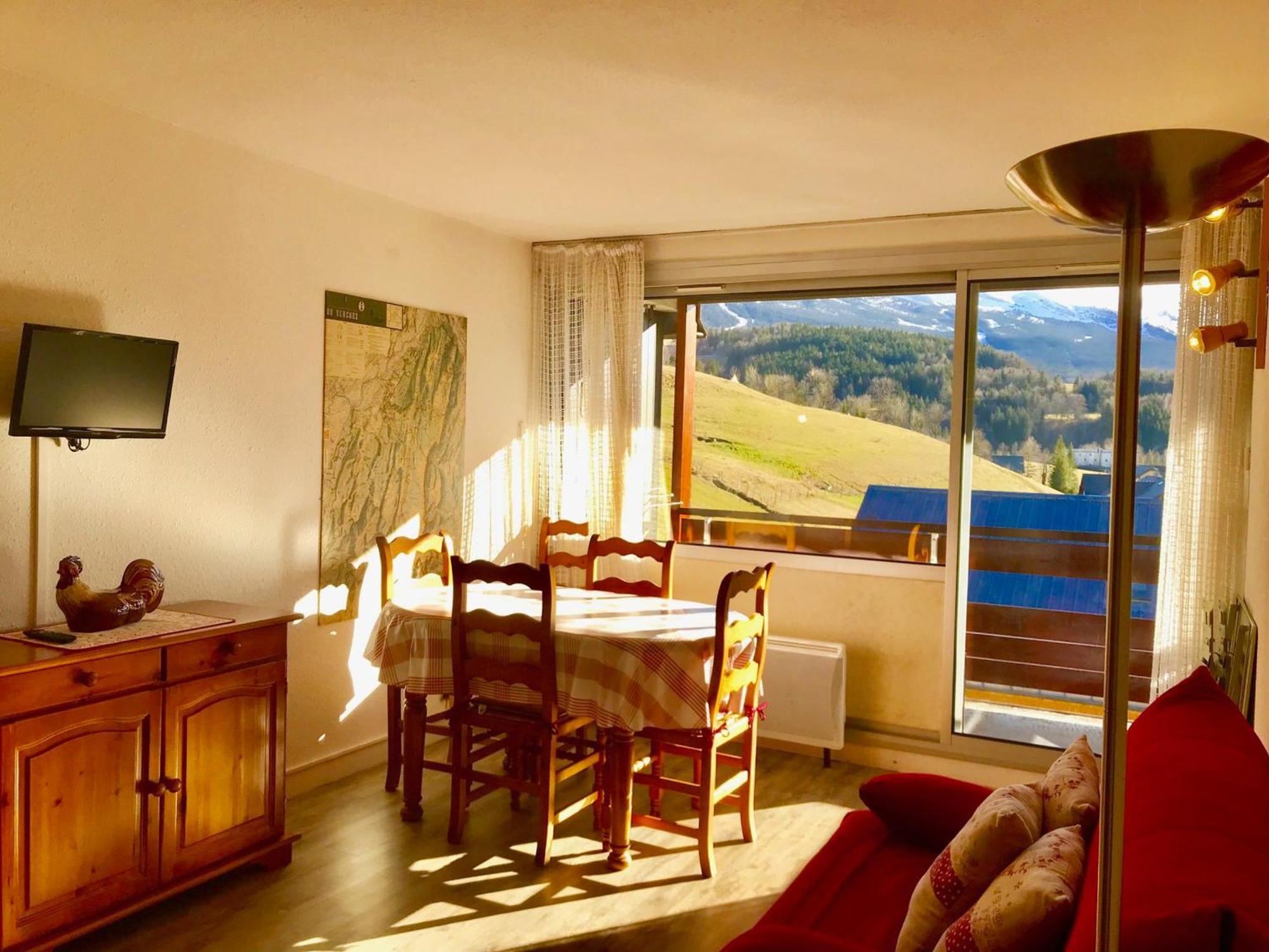 Studio Cabine 33M² Avec Balcon Au Centre Du Village - Fr-1-515-68 Villard-de-Lans Luaran gambar